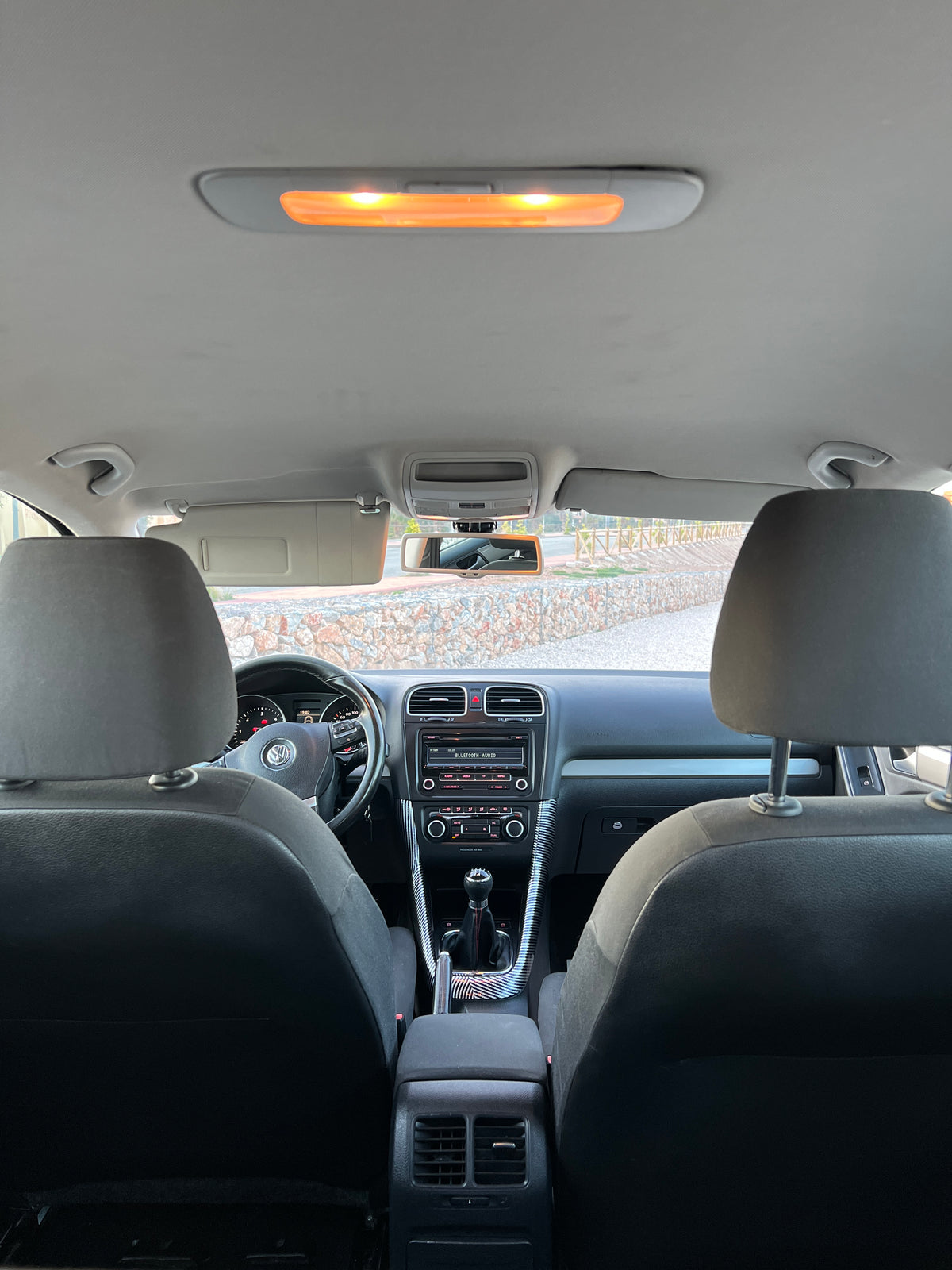 VOLKSWAGEN GOLF VI